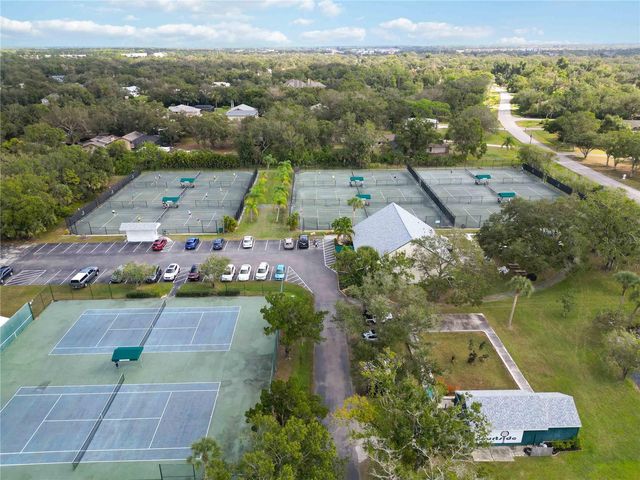 2910 HERMITAGE BOULEVARD, Venice, FL 34292