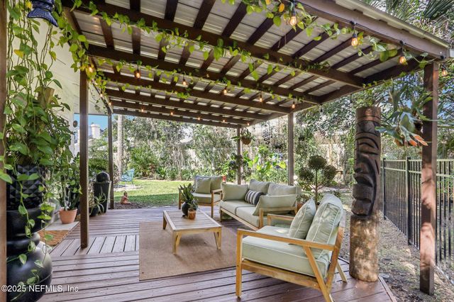 103 NEPTUNE Court, Ponte Vedra Beach, FL 32082