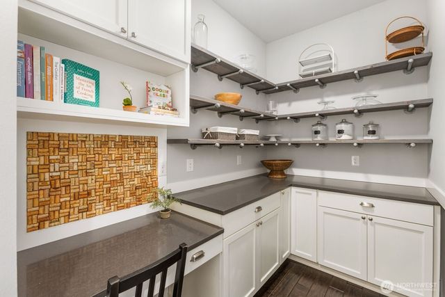 8411 NE 110th Place, Kirkland, WA 98034