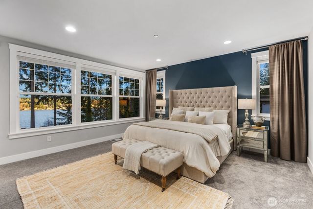 8411 NE 110th Place, Kirkland, WA 98034