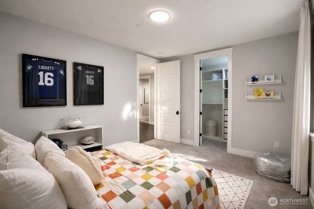 8411 NE 110th Place, Kirkland, WA 98034