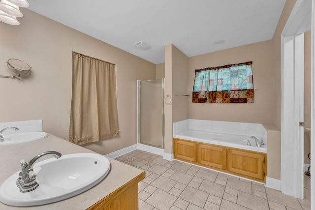 129 Kincardine Drive, Bella Vista, AR 72715