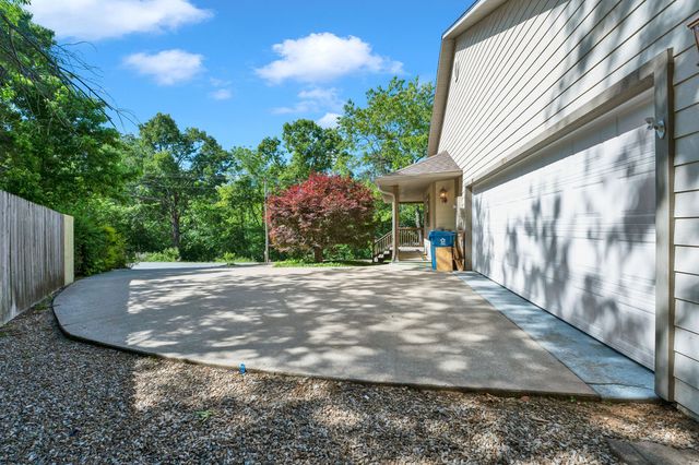 129 Kincardine Drive, Bella Vista, AR 72715