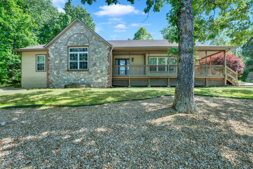 129 Kincardine Drive, Bella Vista, AR 72715