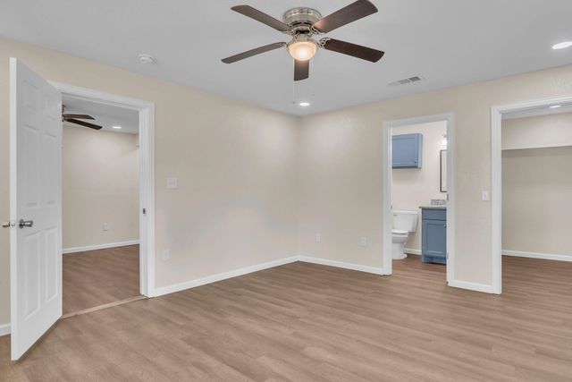 2502 W Grand Avenue, Marshall, TX 75670