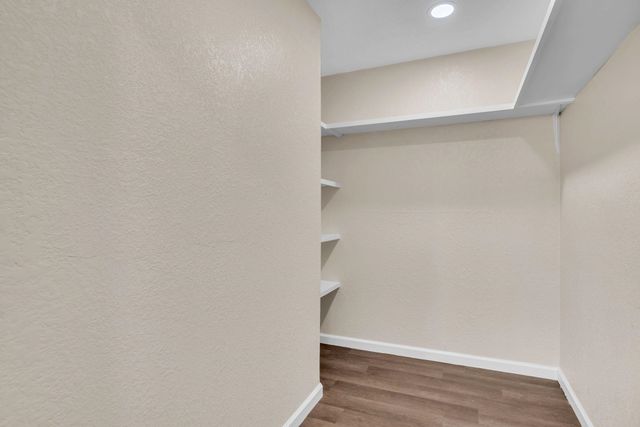 2502 W Grand Avenue, Marshall, TX 75670