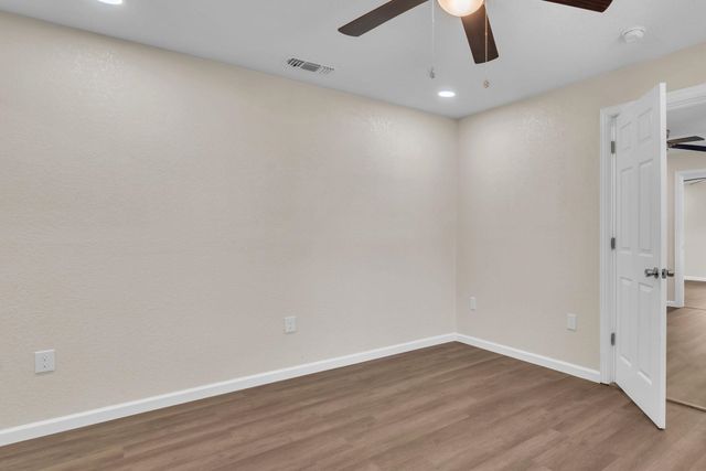 2502 W Grand Avenue, Marshall, TX 75670