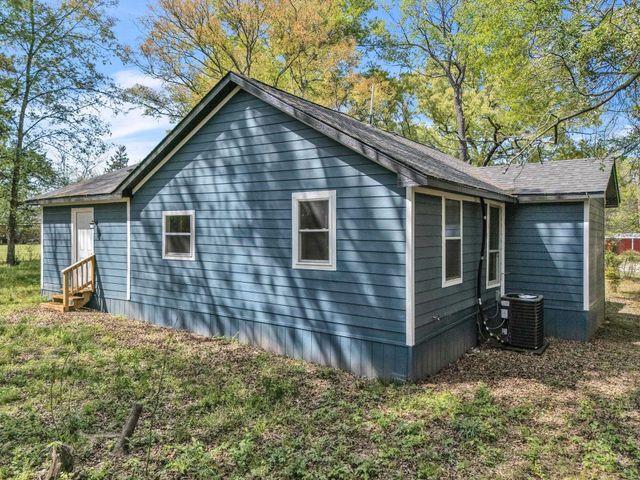 2502 W Grand Avenue, Marshall, TX 75670