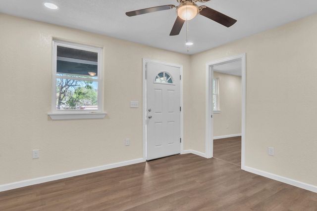 2502 W Grand Avenue, Marshall, TX 75670