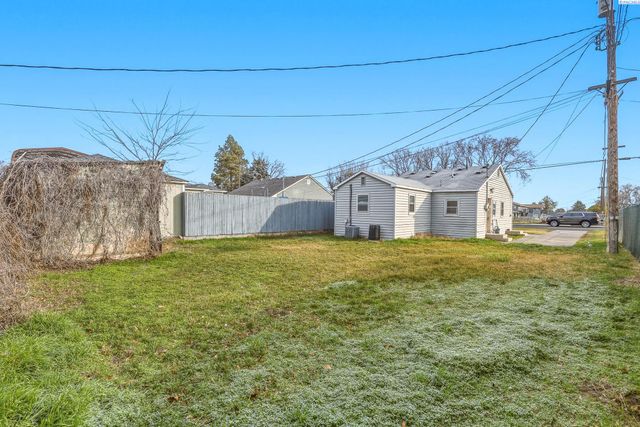 604 S Rainier St., Kennewick, WA 99336