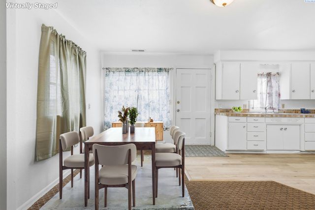 604 S Rainier St., Kennewick, WA 99336