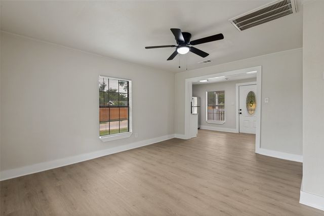 806 E Brin Street, Terrell, TX 75160
