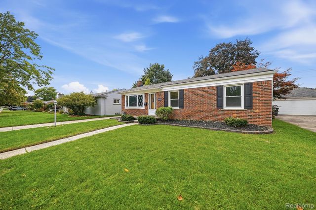 9293 Virginia Street, Livonia, MI 48150