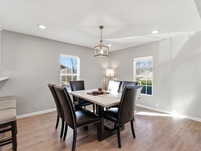 1110 W Clarendon Drive, Dallas, TX 75208