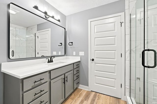 10827 Kathy Drive, Fort Wayne, IN 46835