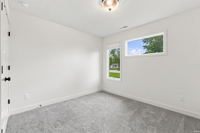 10827 Kathy Drive, Fort Wayne, IN 46835