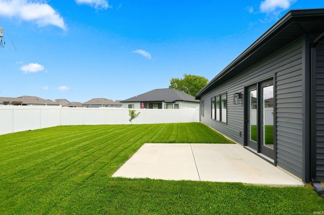 10827 Kathy Drive, Fort Wayne, IN 46835