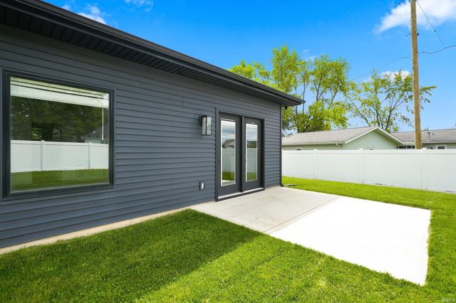 10827 Kathy Drive, Fort Wayne, IN 46835