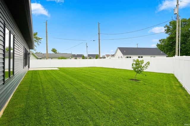 10827 Kathy Drive, Fort Wayne, IN 46835