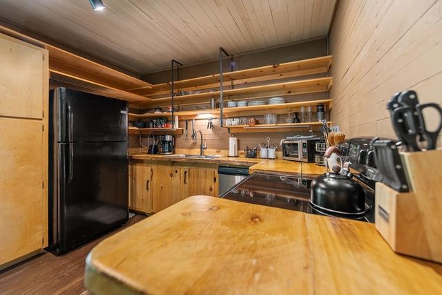 120 Community Hill Drive, Blue Ridge, GA 30513