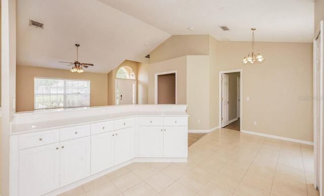 3215 40TH AVENUE W, Bradenton, FL 34205