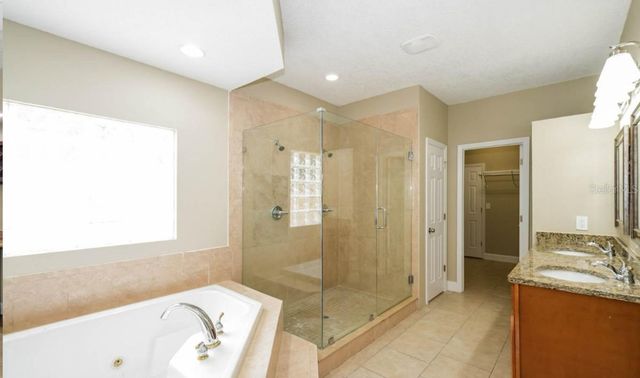 3215 40TH AVENUE W, Bradenton, FL 34205