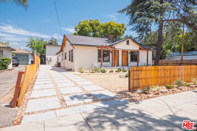591 E 9th Street, Upland, CA 91786