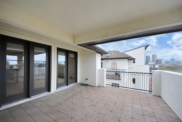 314 W Clay Street, Houston, TX 77019