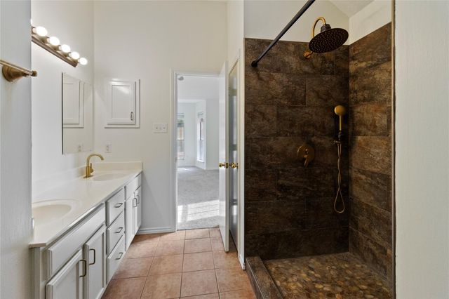 4401 Brompton Lane, Bryan, TX 77802