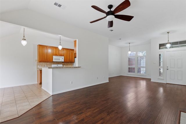 4401 Brompton Lane, Bryan, TX 77802