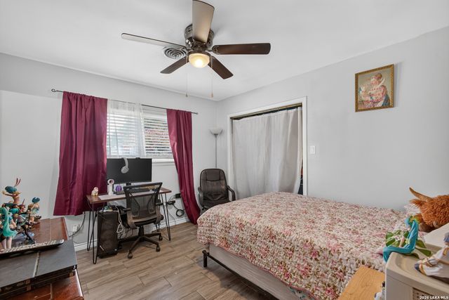 203 & 209 Greenlawn, Pleasanton, TX 78064