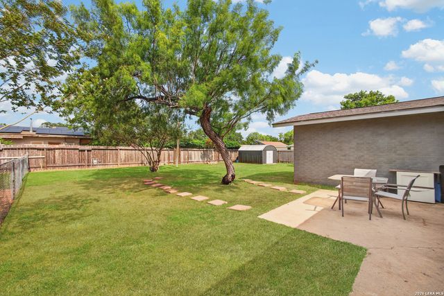 203 & 209 Greenlawn, Pleasanton, TX 78064