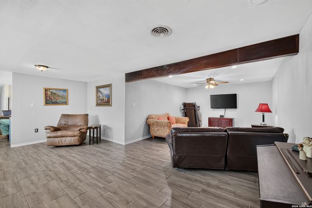 203 & 209 Greenlawn, Pleasanton, TX 78064