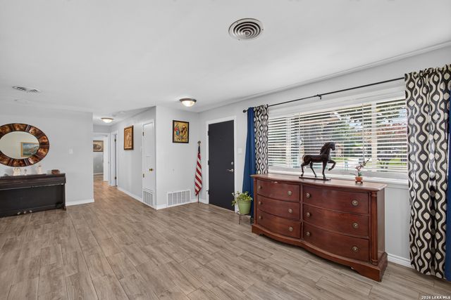 203 & 209 Greenlawn, Pleasanton, TX 78064