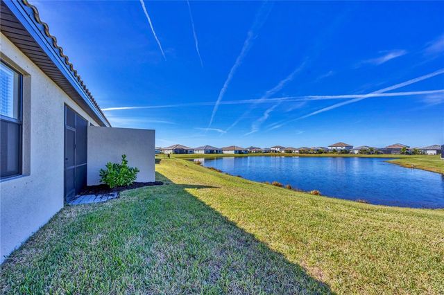 15733 SUNNY DAY DRIVE, Bradenton, FL 34211