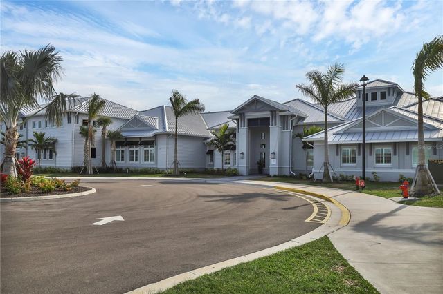 15733 SUNNY DAY DRIVE, Bradenton, FL 34211