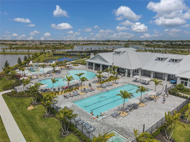 15733 SUNNY DAY DRIVE, Bradenton, FL 34211