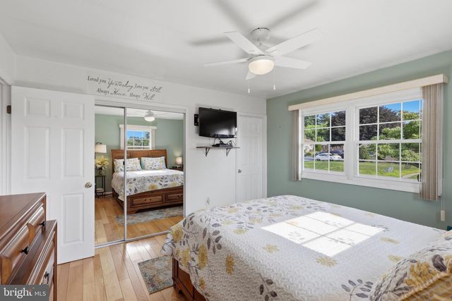 17601 MEADOWOOD DR, Hagerstown, MD 21740