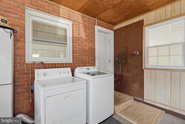 17601 MEADOWOOD DR, Hagerstown, MD 21740