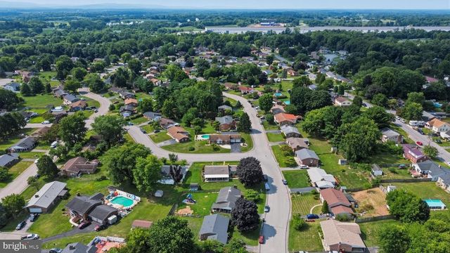 17601 MEADOWOOD DR, Hagerstown, MD 21740