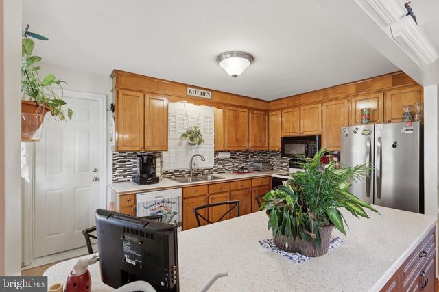 17601 MEADOWOOD DR, Hagerstown, MD 21740