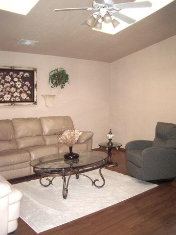 1721 SE Brookhurst Way, Grants Pass, OR 97527