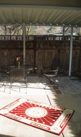 1721 SE Brookhurst Way, Grants Pass, OR 97527