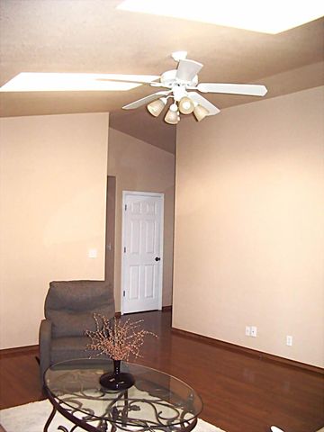 1721 SE Brookhurst Way, Grants Pass, OR 97527