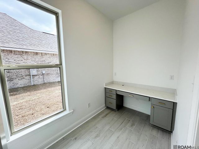 1288 Lakehaven Dr, Gonzales, LA 70737