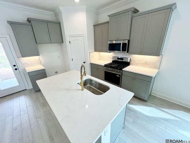 1288 Lakehaven Dr, Gonzales, LA 70737