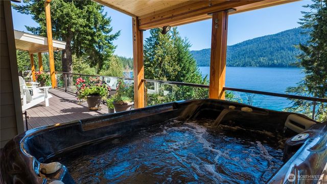 17294 North Shore Drive, Leavenworth, WA 98826