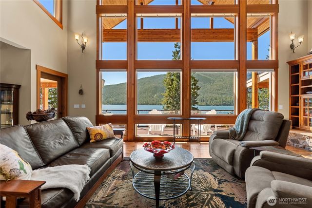 17294 North Shore Drive, Leavenworth, WA 98826