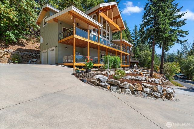 17294 North Shore Drive, Leavenworth, WA 98826