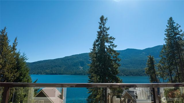 17294 North Shore Drive, Leavenworth, WA 98826